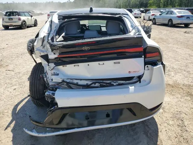 2025 TOYOTA PRIUS LE  