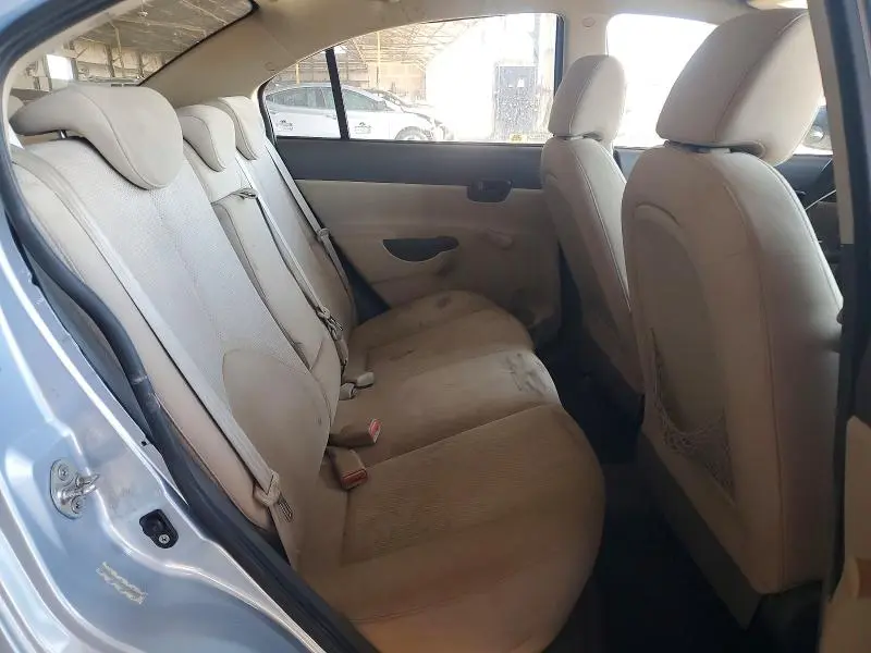 2011 HYUNDAI ACCENT GLS  