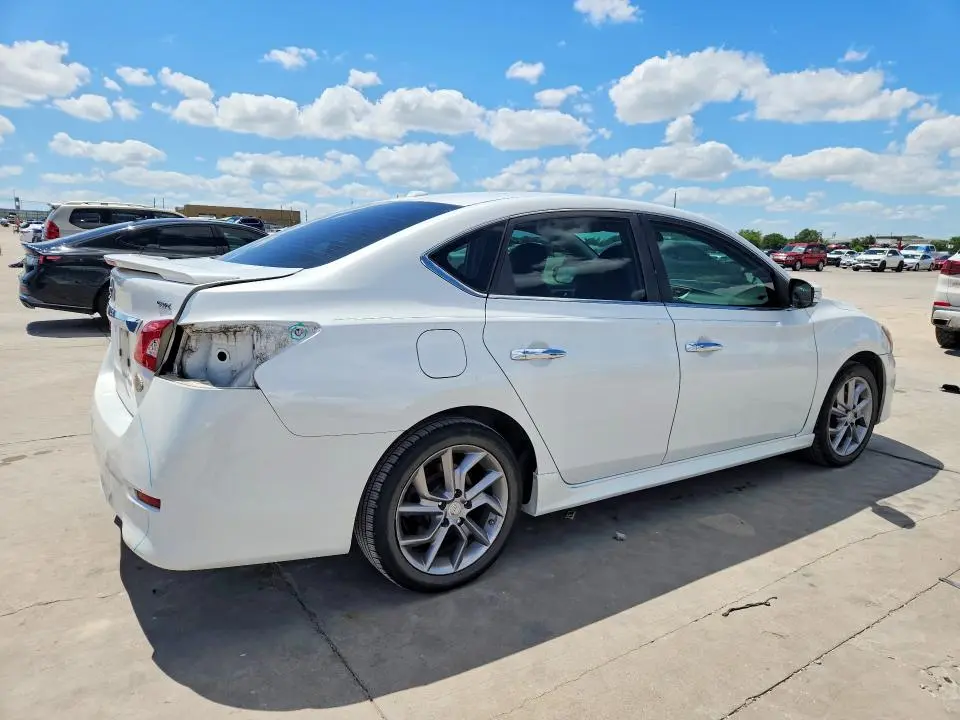 2015 NISSAN SENTRA SR  