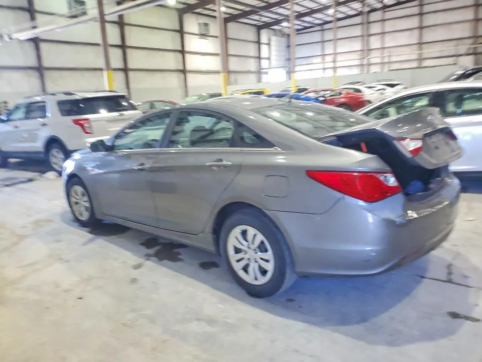 2011 HYUNDAI SONATA GLS  