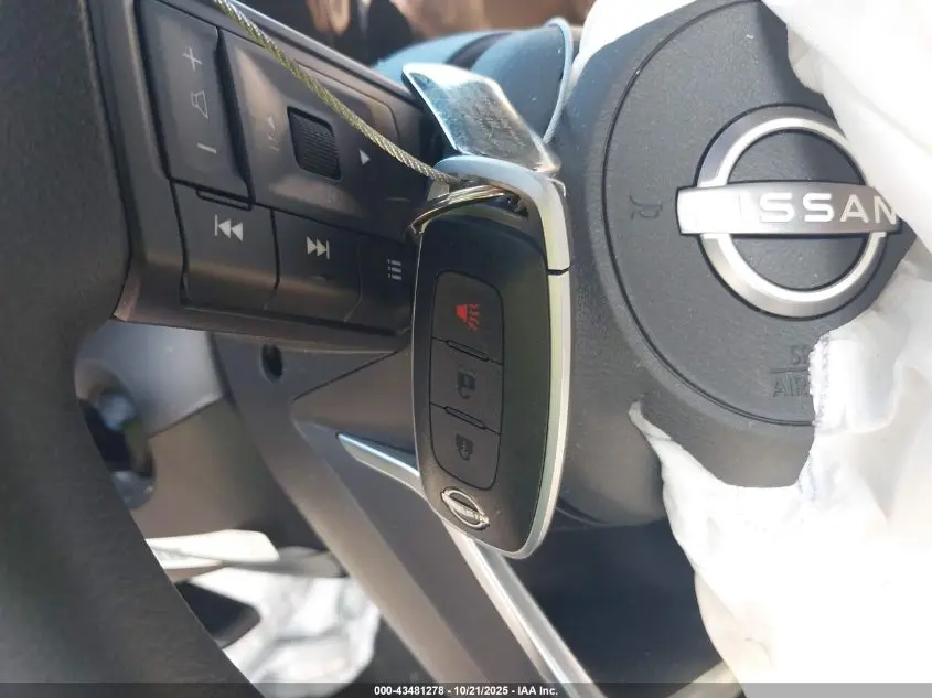 2025 NISSAN KICKS SV FWD