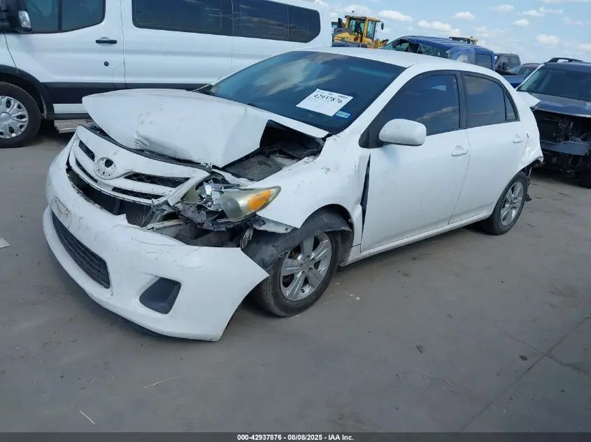 2011 TOYOTA COROLLA LE
