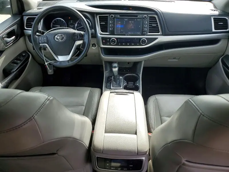 2015 TOYOTA HIGHLANDER XLE  