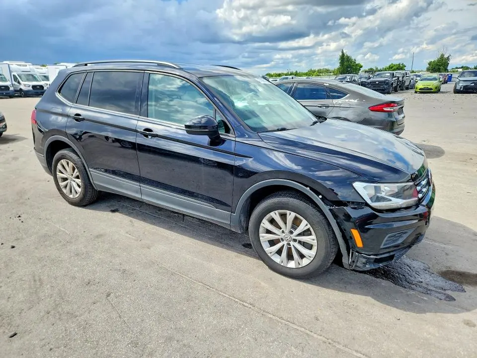 2018 VOLKSWAGEN TIGUAN S  