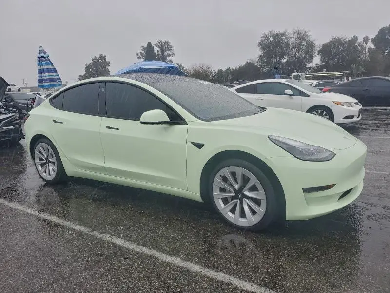 2021 TESLA MODEL 3   