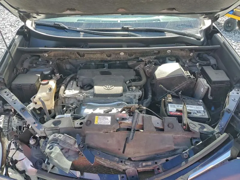 2016 TOYOTA RAV4 XLE  