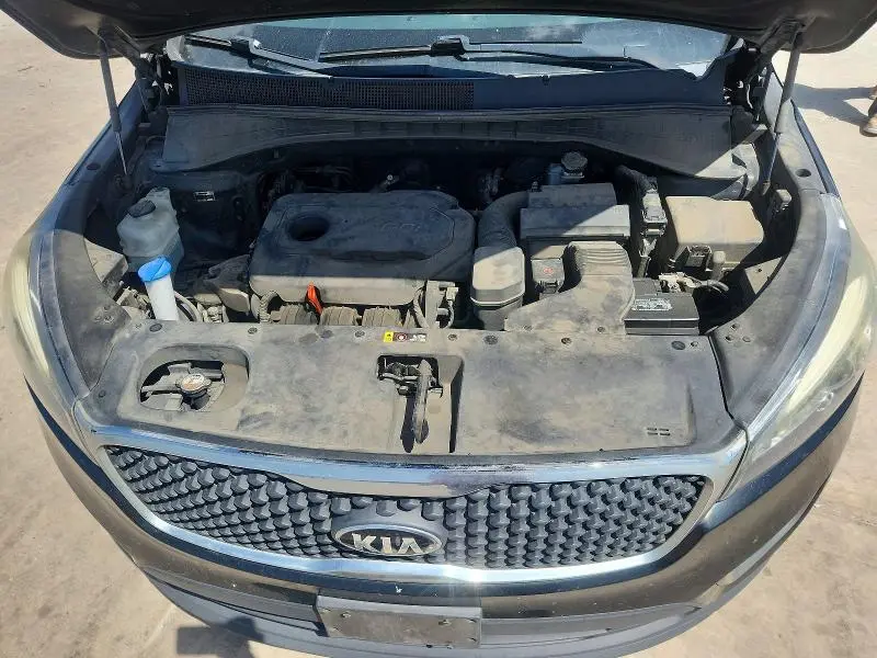 2016 KIA SORENTO LX  