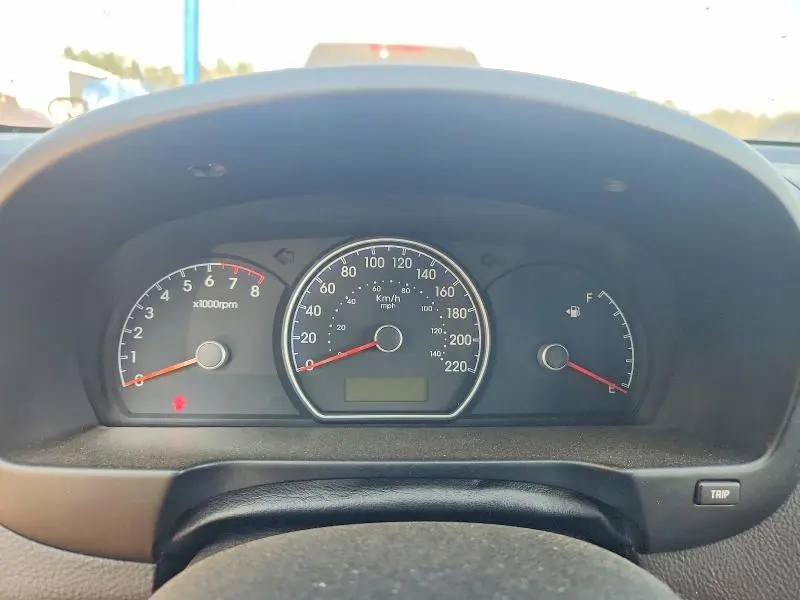 2010 HYUNDAI ELANTRA BLUE  