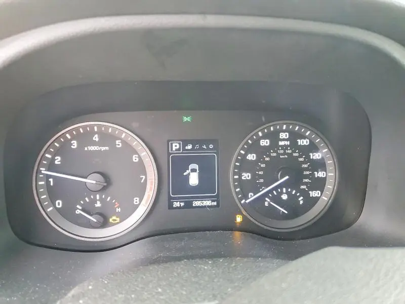 2018 HYUNDAI TUCSON SE  