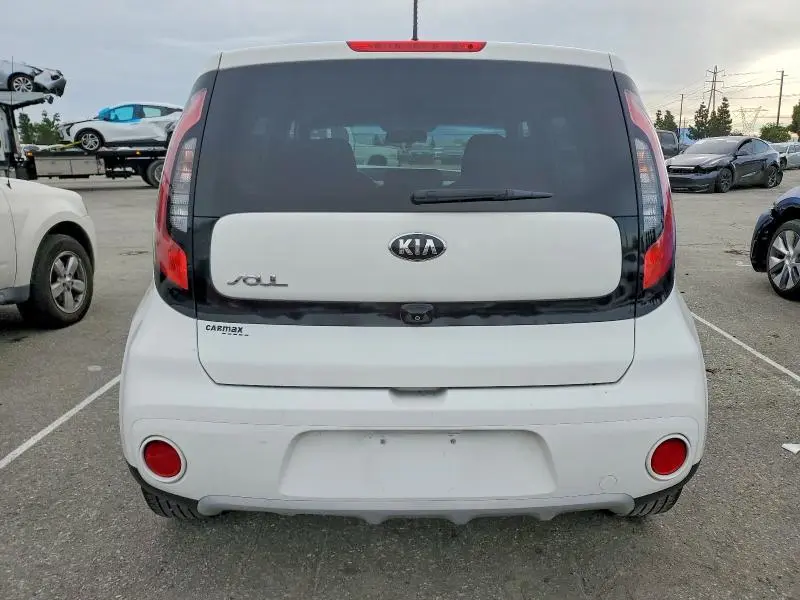 2019 KIA SOUL +  