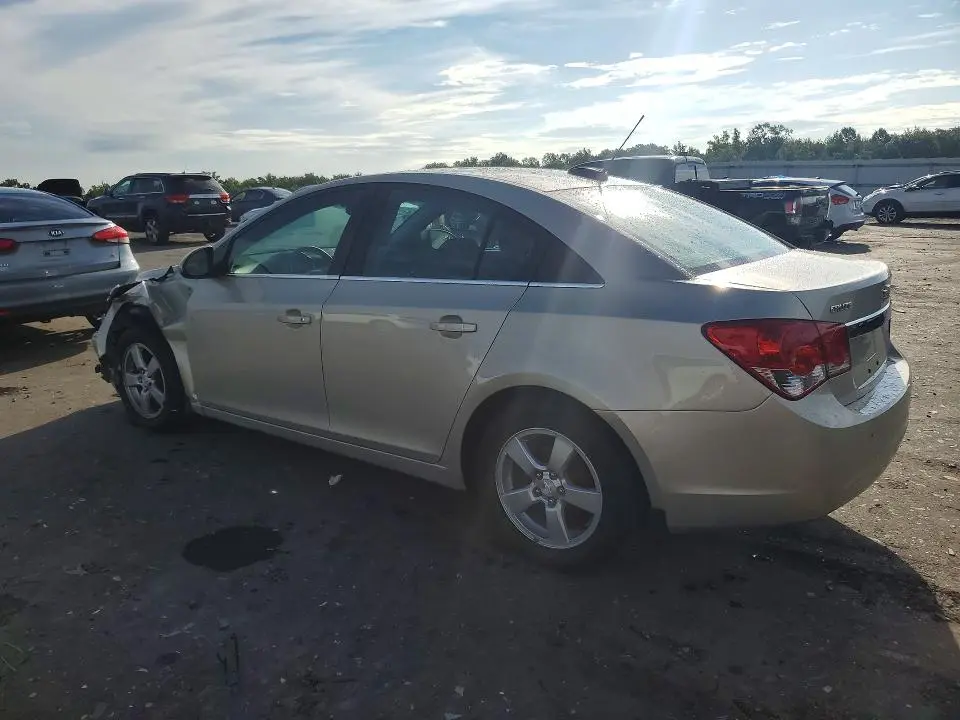 2015 CHEVROLET CRUZE LT  
