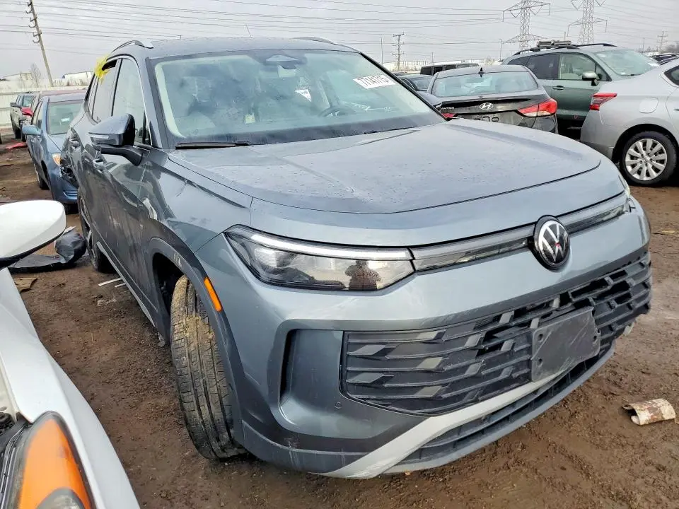 2026 VOLKSWAGEN TIGUAN SE  