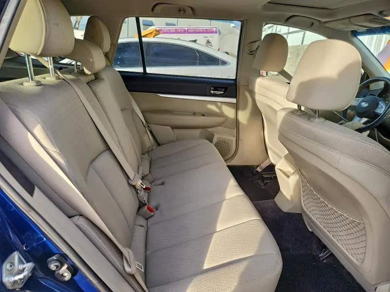 2010 SUBARU OUTBACK 2.5I PREMIUM  