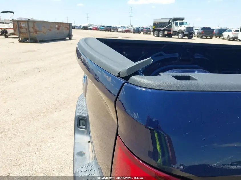 2018 RAM 1500 TRADESMAN  4X2 8' BOX