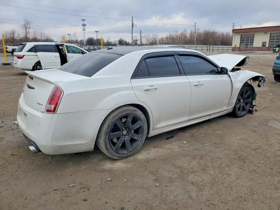 2013 CHRYSLER 300 SRT-8  