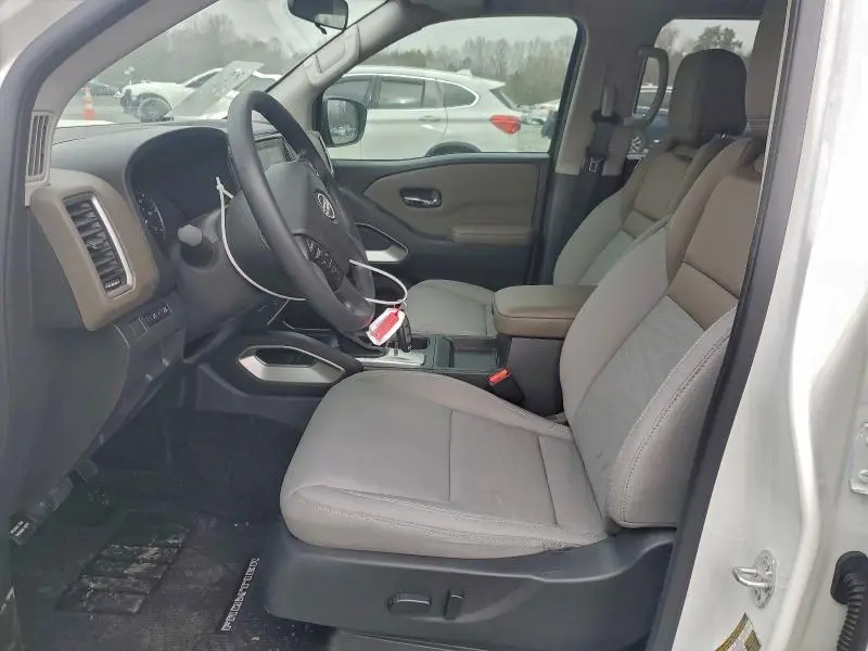 2024 NISSAN FRONTIER S  