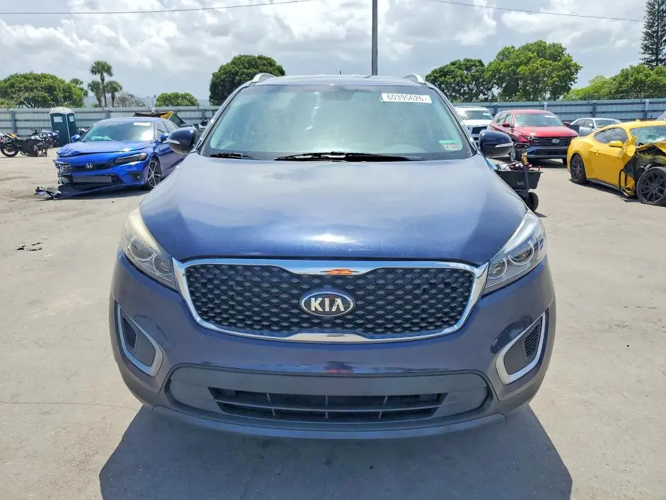 2016 KIA SORENTO LX  