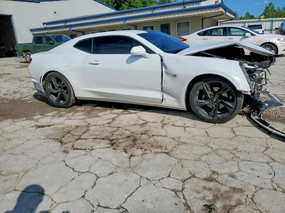 2019 CHEVROLET CAMARO LT  