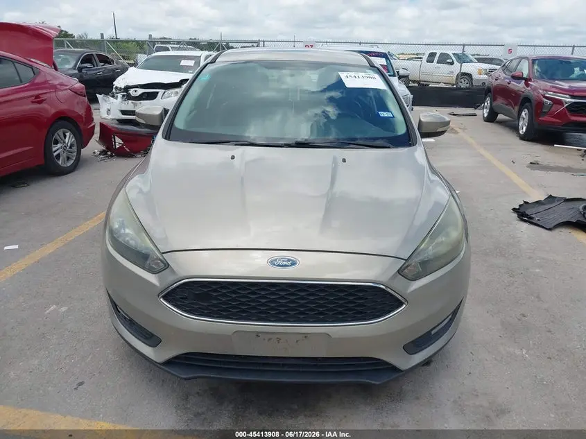2015 FORD FOCUS SE