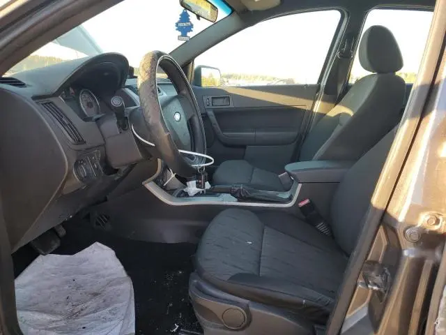 2010 FORD FOCUS SE  