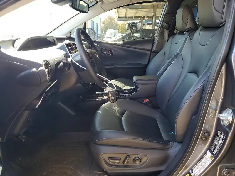 2021 TOYOTA PRIUS L ECO  