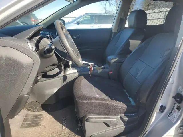 2013 NISSAN ROGUE S