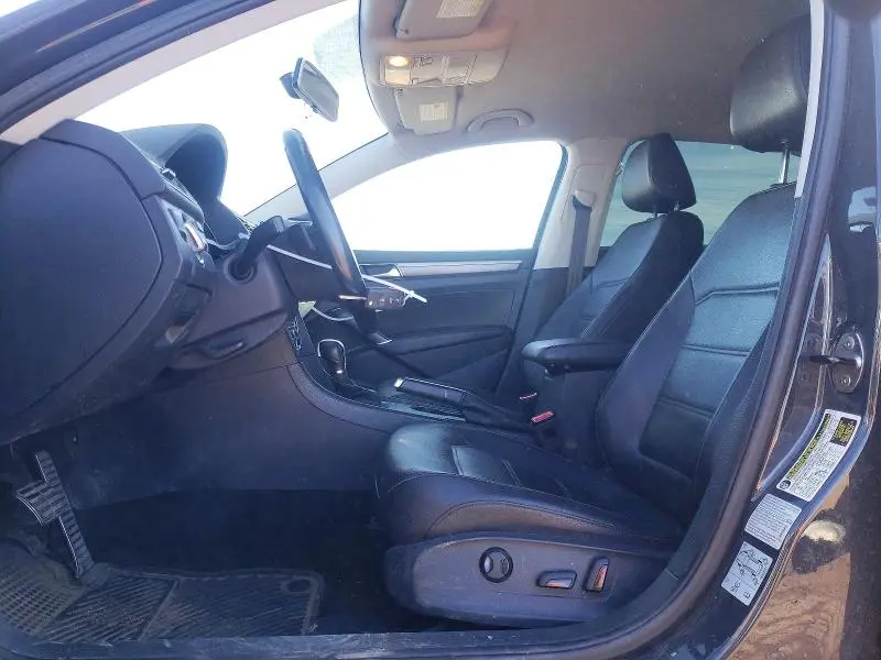 2018 VOLKSWAGEN PASSAT S  