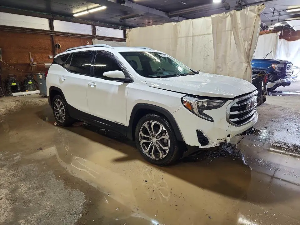 2018 GMC TERRAIN SLT  