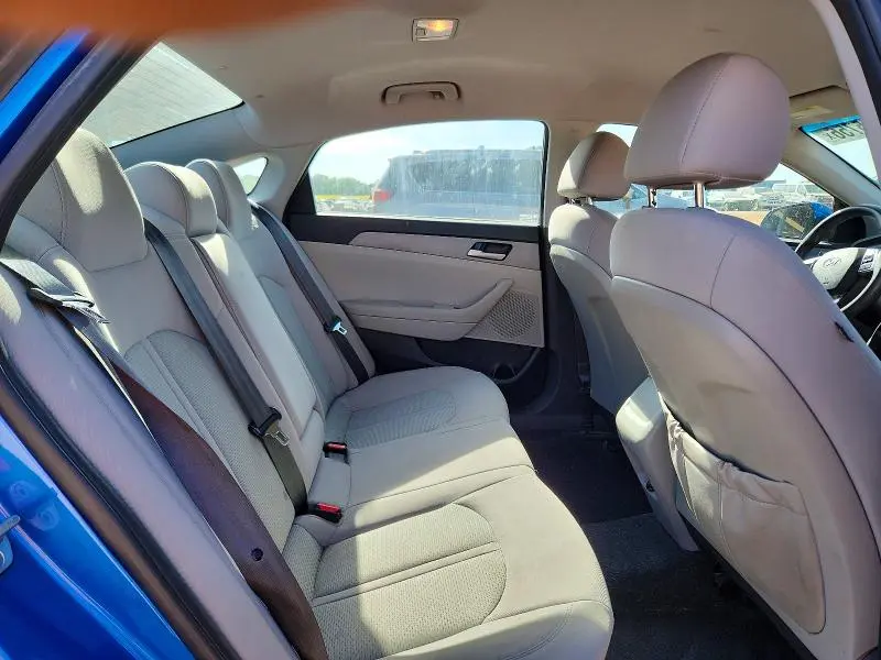 2018 HYUNDAI SONATA SE  