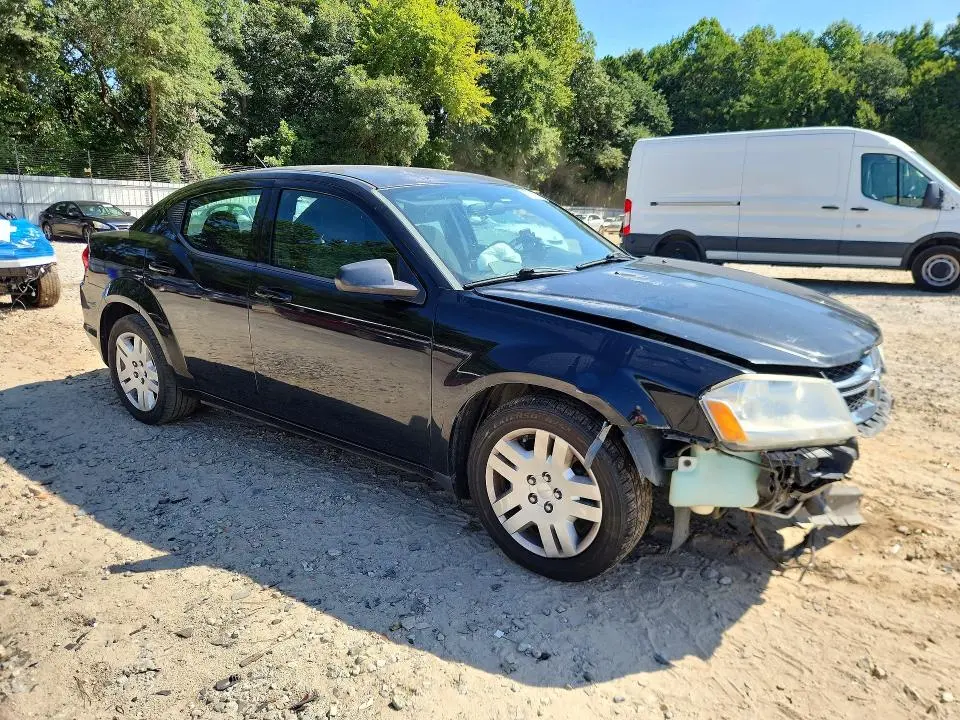 2014 DODGE AVENGER SE  