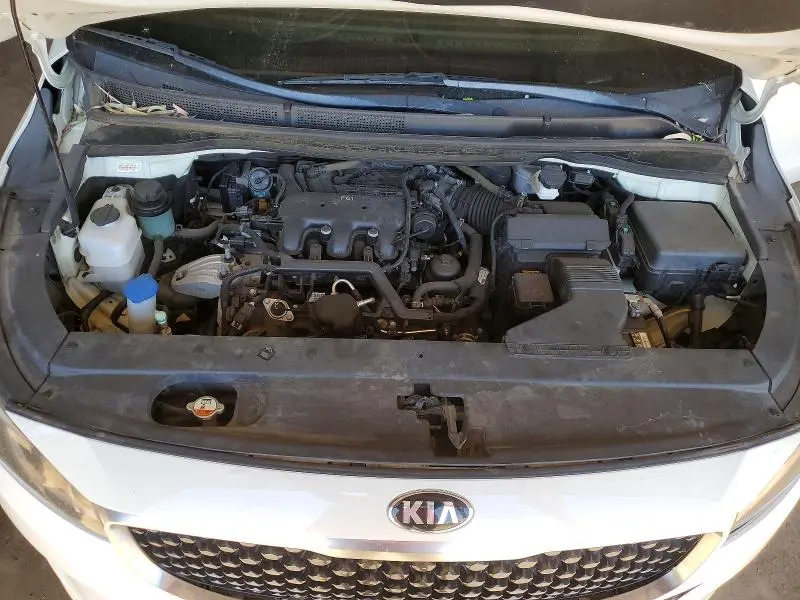 2017 KIA SEDONA LX  