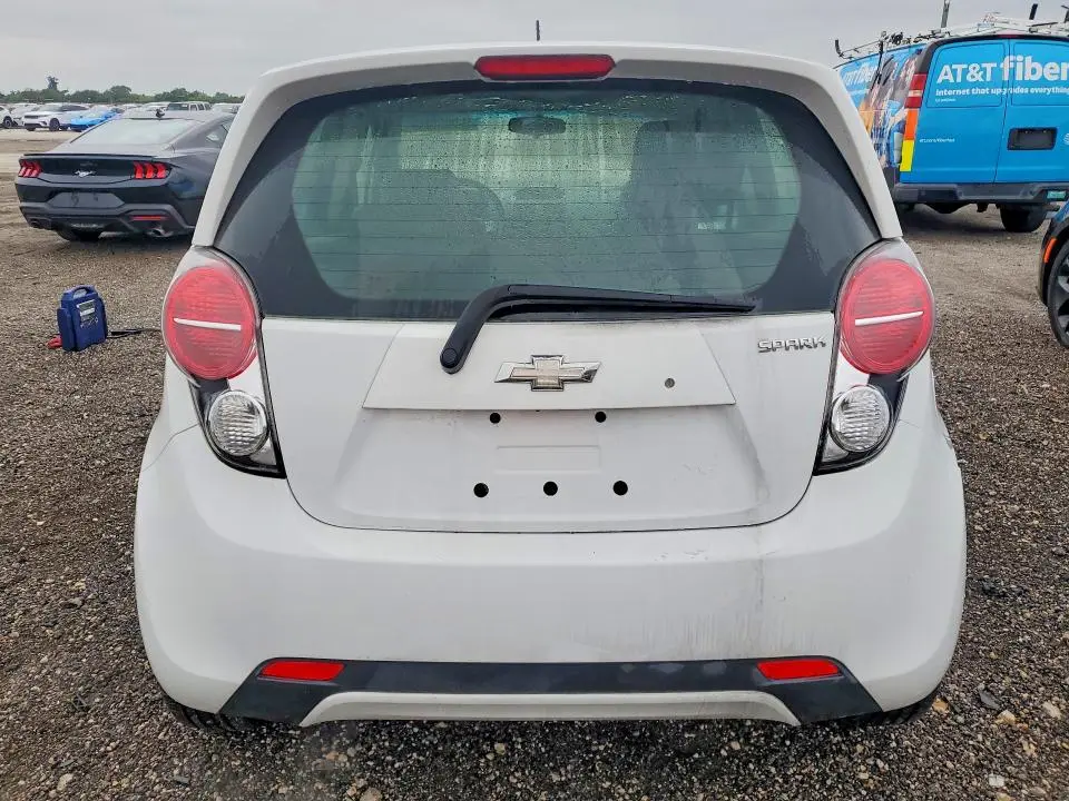 2015 CHEVROLET SPARK 1LT  