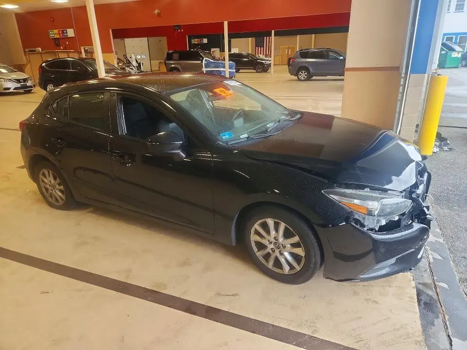 2017 MAZDA 3 SPORT  