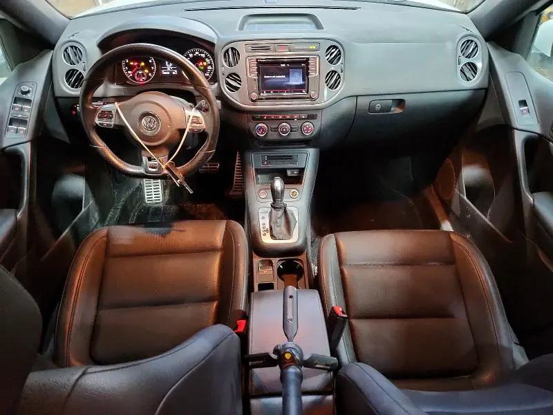 2016 VOLKSWAGEN TIGUAN S  