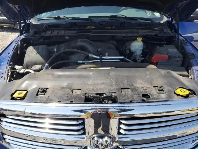 2015 RAM 1500 SLT