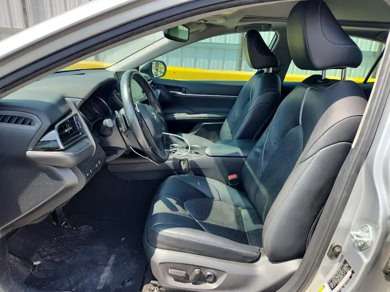 2021 TOYOTA CAMRY CE V6  