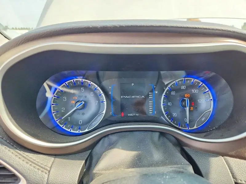 2017 CHRYSLER PACIFICA TOURING  