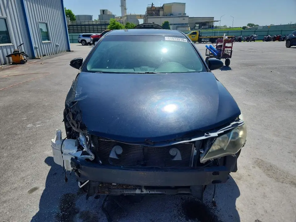 2012 TOYOTA CAMRY SE  