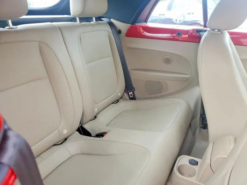 2016 VOLKSWAGEN BEETLE S  