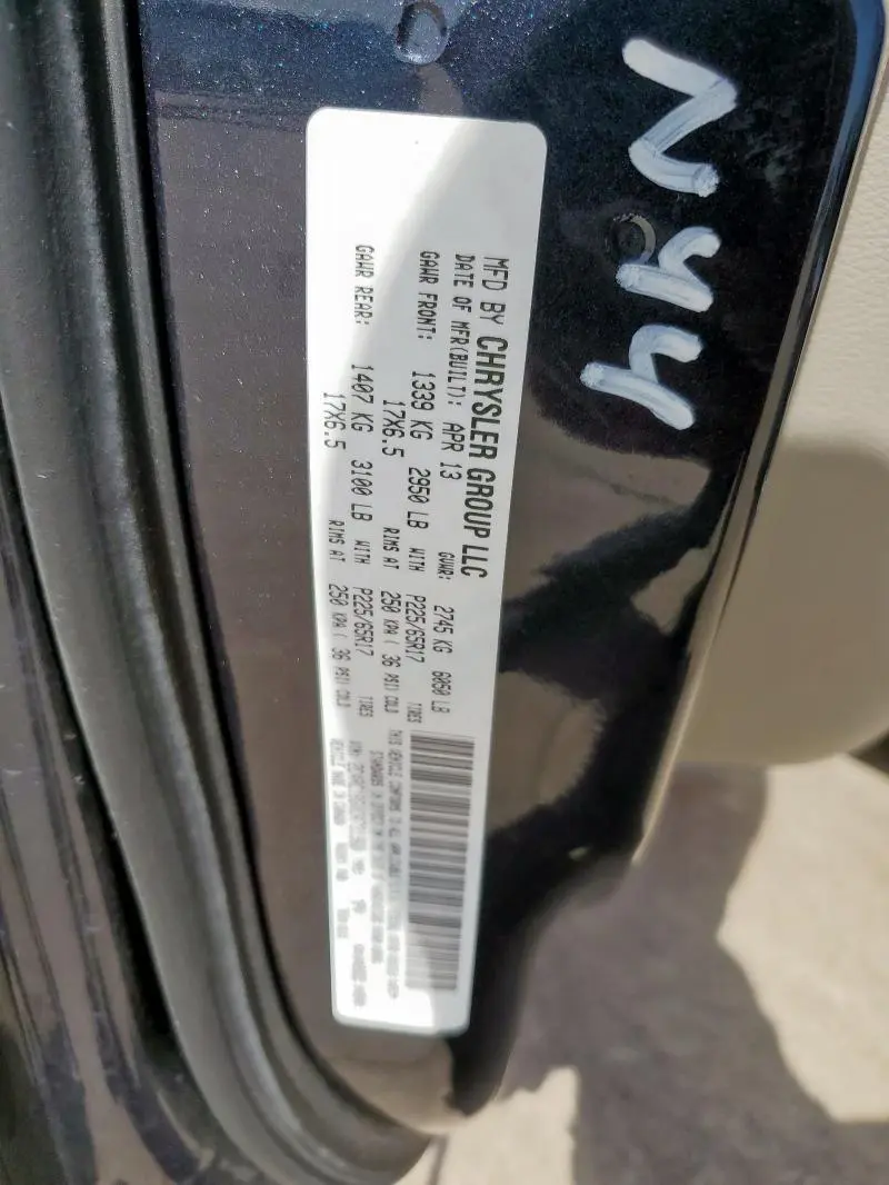 2013 CHRYSLER TOWN & COUNTRY TOURING  