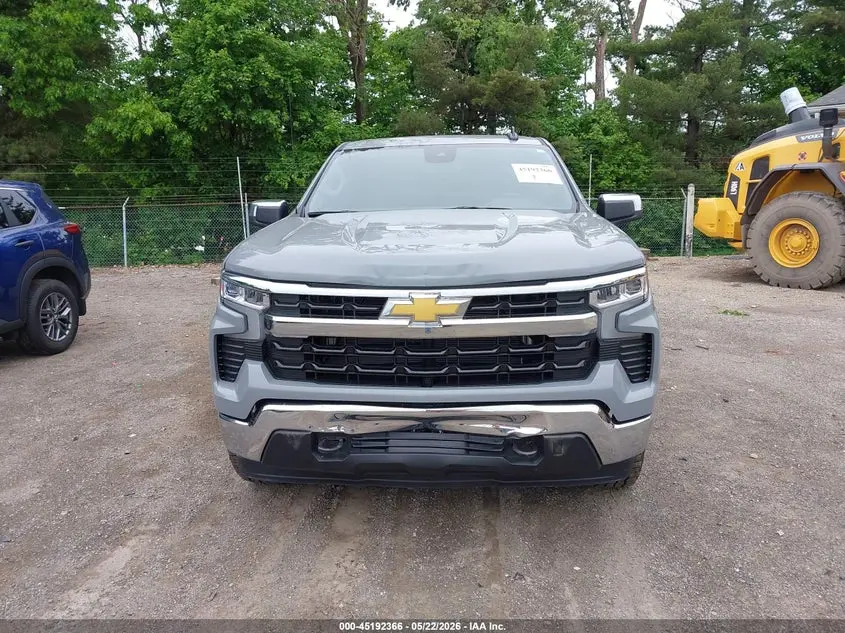2024 CHEVROLET SILVERADO 1500 4WD  STANDARD BED LT