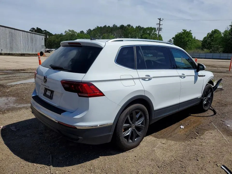 2024 VOLKSWAGEN TIGUAN SE  