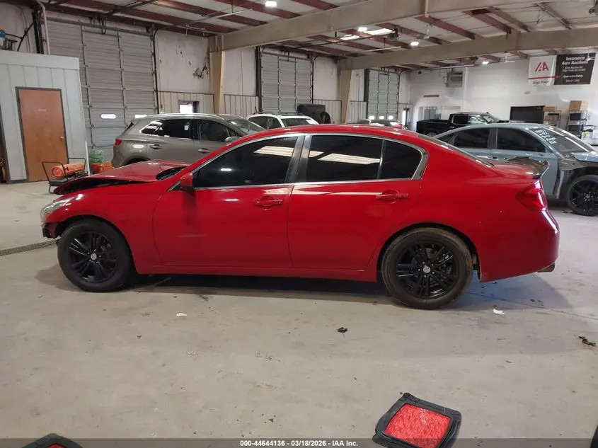 2013 INFINITI G37 JOURNEY
