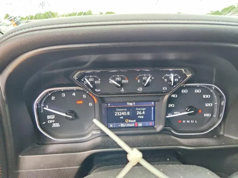 2021 GMC SIERRA K1500 AT4  