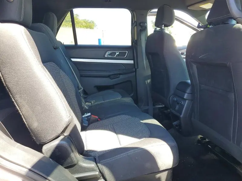 2017 FORD EXPLORER XLT  