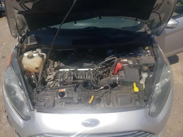 2015 FORD FIESTA SE  