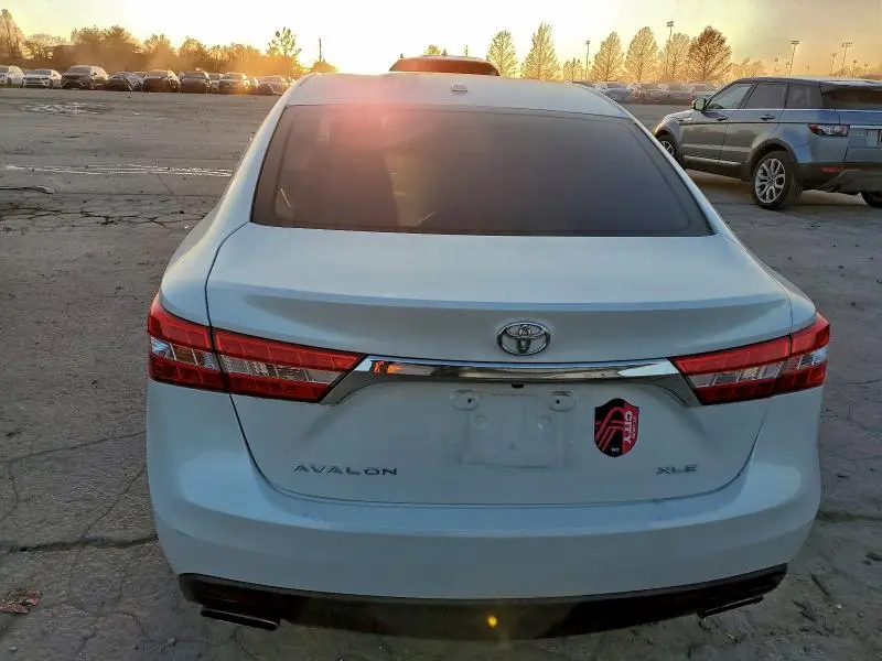 2015 TOYOTA AVALON XLE  