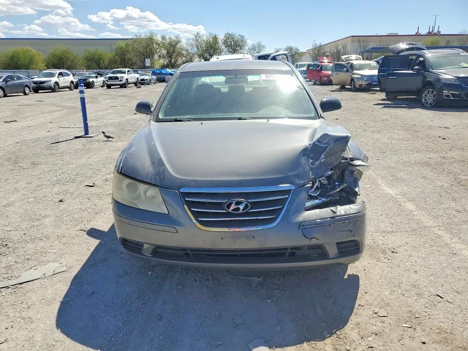 2010 HYUNDAI SONATA GLS  
