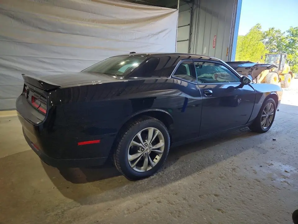 2020 DODGE CHALLENGER SXT  