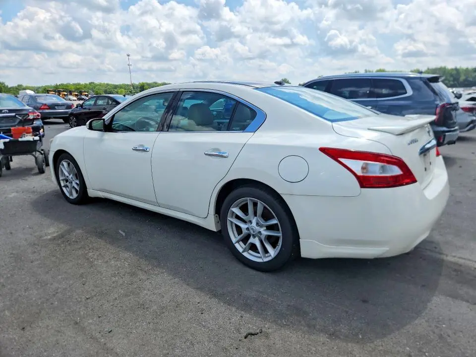 2010 NISSAN MAXIMA 3.5 S  